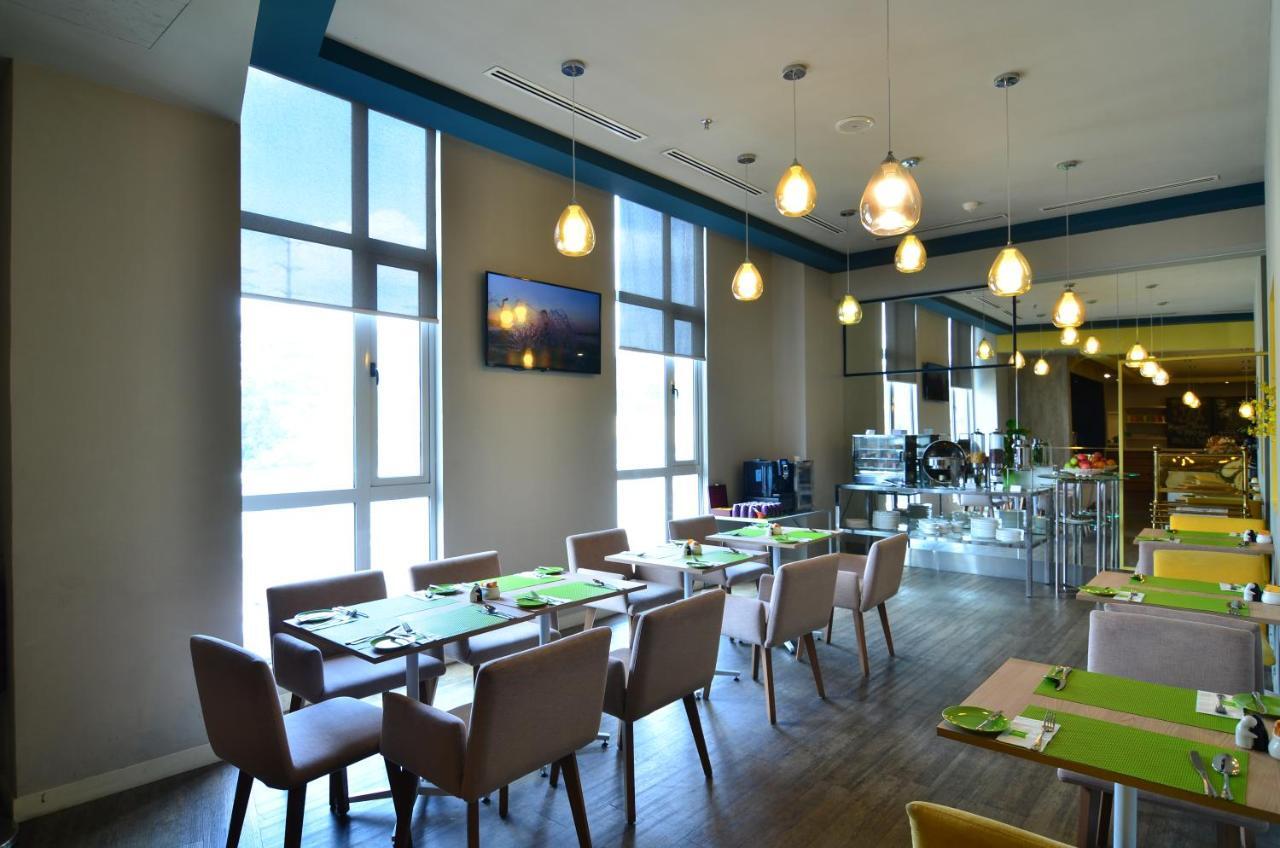 Hotel Ibis Styles Kuala Lumpur Sri Damansara Petaling Jaya Exterior foto