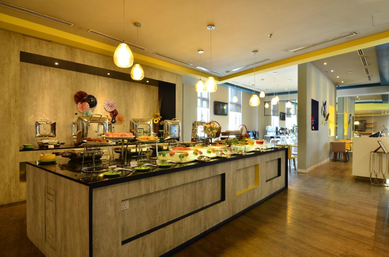 Hotel Ibis Styles Kuala Lumpur Sri Damansara Petaling Jaya Exterior foto